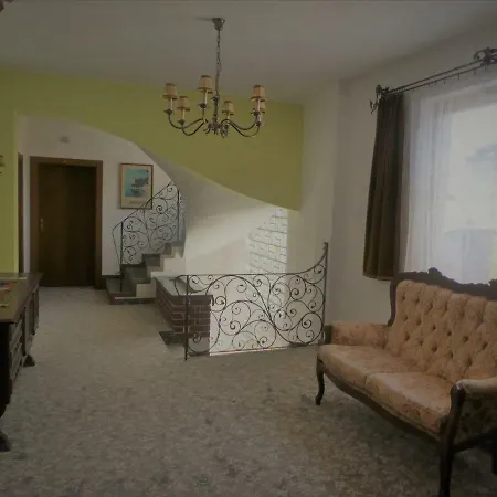 Rauter بيت ضيافة 3*